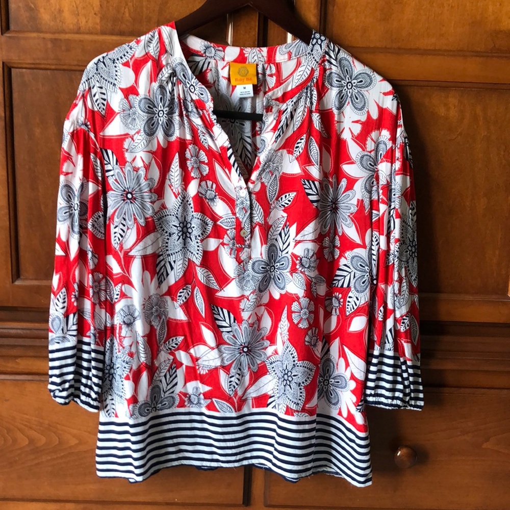 Floral print blouse